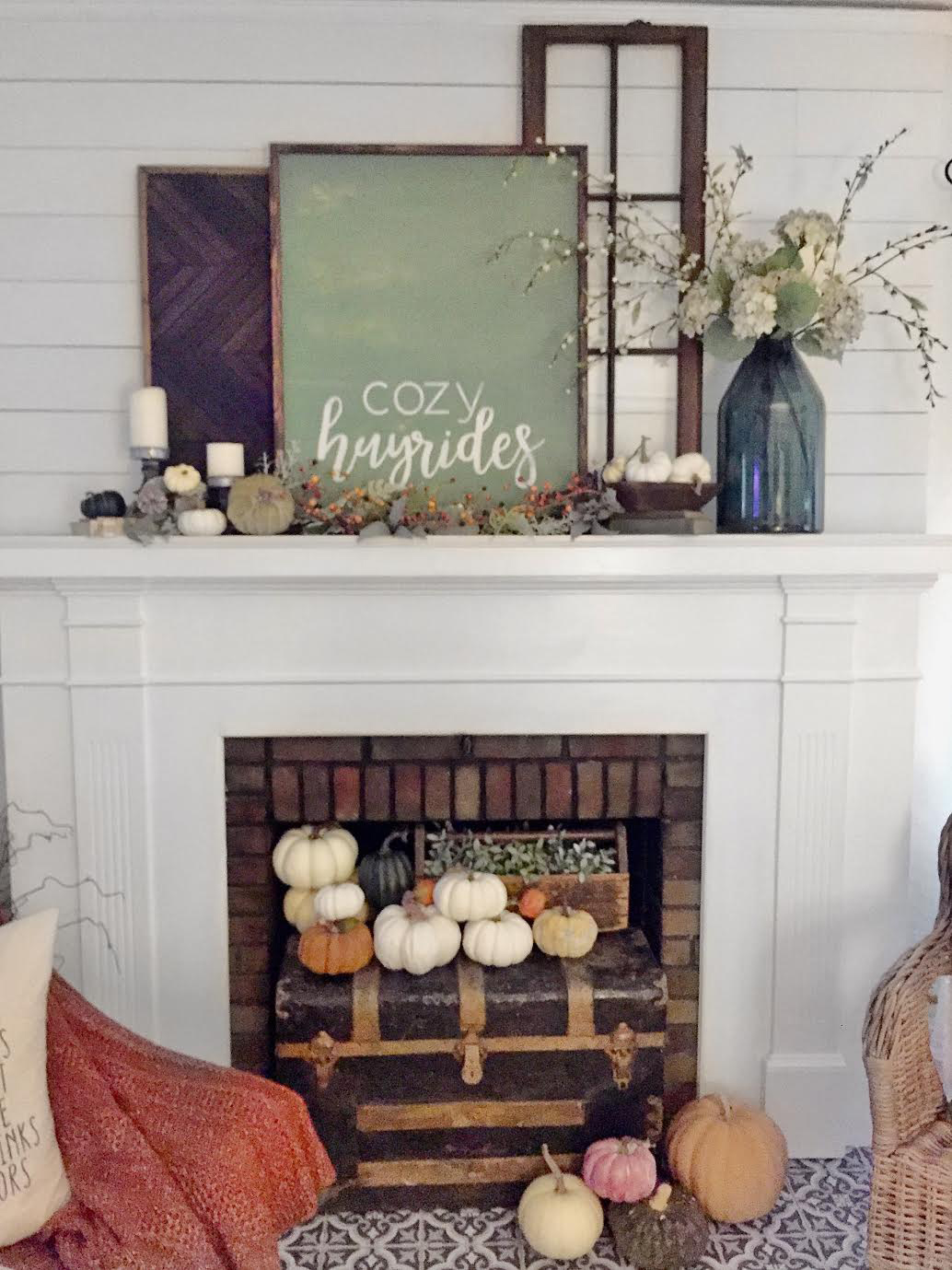 Feature Friday: Cindy Hulsey’s Home for Fall - MW Designs