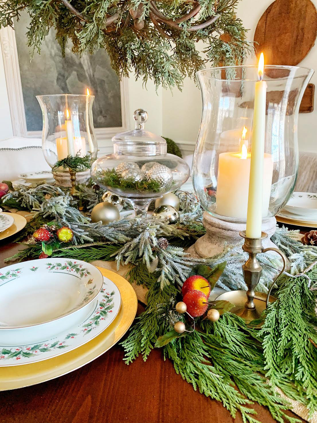 2019 Winter Wonderland Tour: Janine’s Home - MW Designs