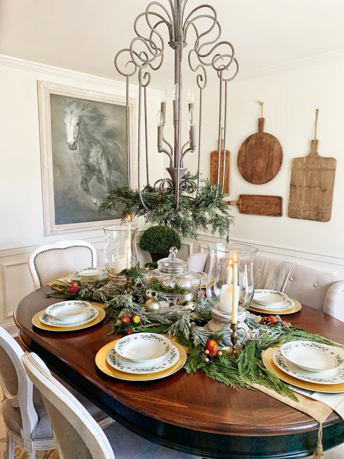 2019 Winter Wonderland Tour: Janine’s Home - MW Designs